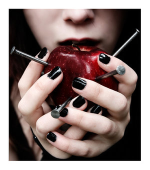 apple-with-the-nails.jpg